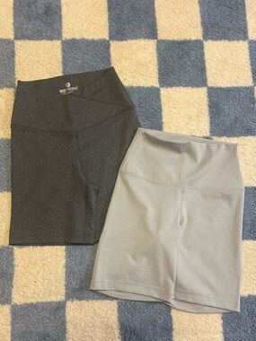 90 Degree By Reflex Two-Tone Athletic Shorts - Charcoal & Light Gray